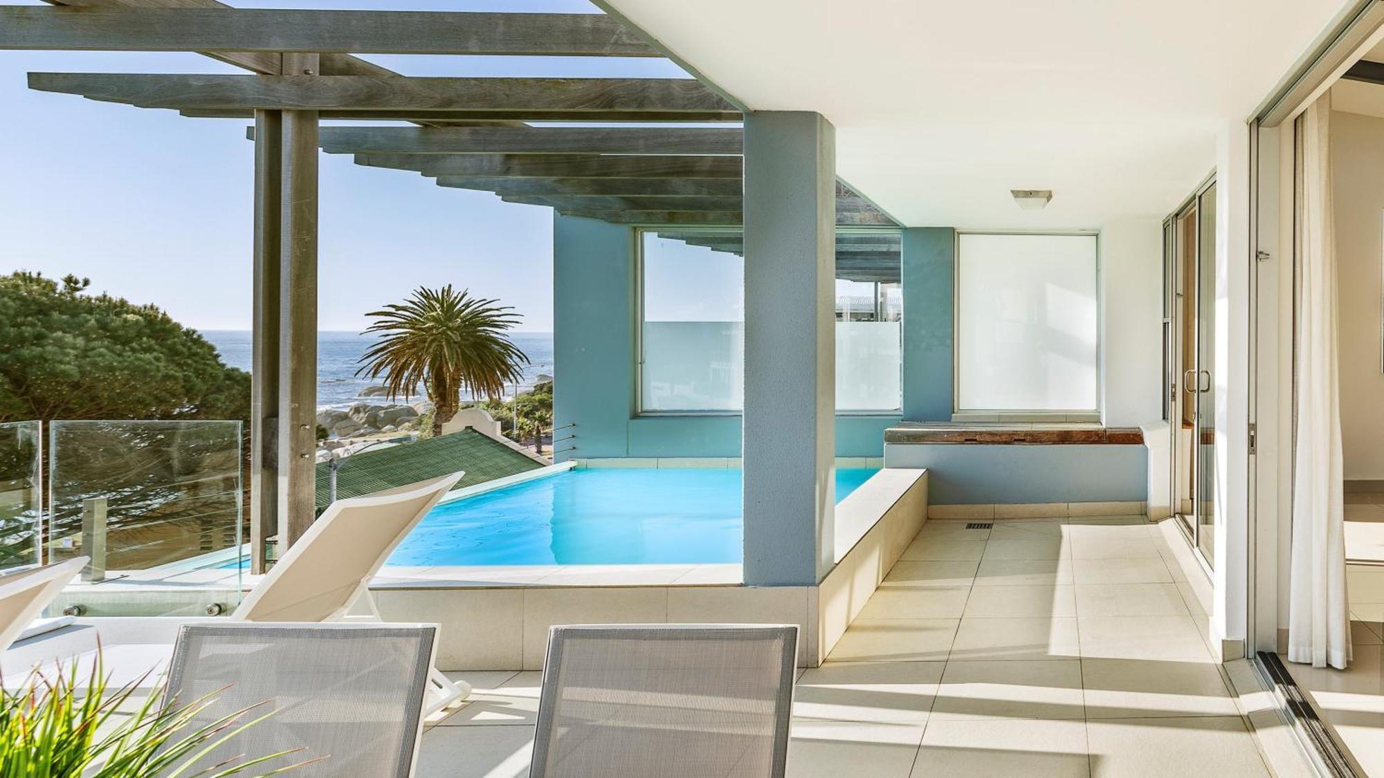 Blue Views Penthouse Beachfront Apartment With Pool Kapstaden Eksteriør billede