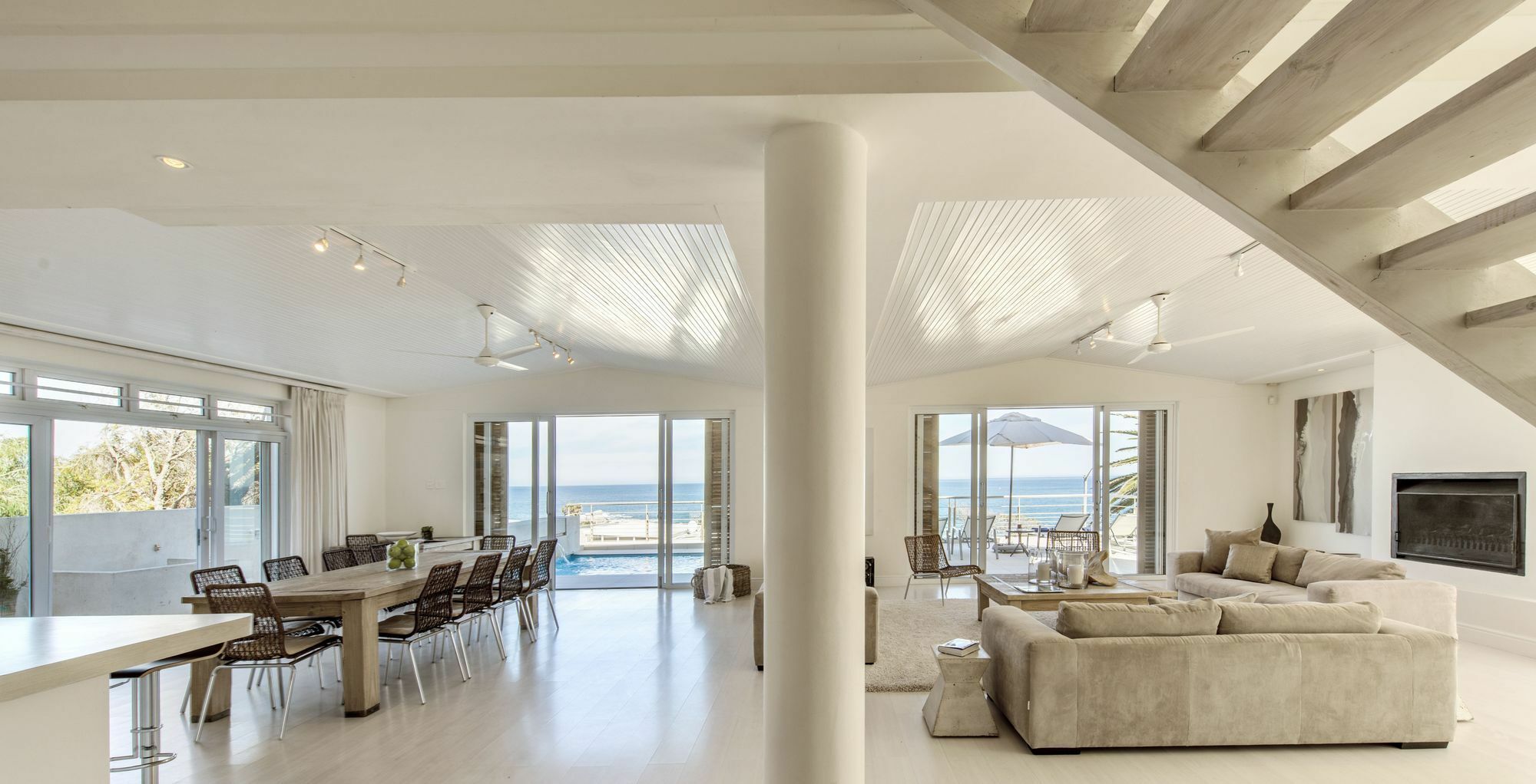 Blue Views Penthouse Beachfront Apartment With Pool Kapstaden Eksteriør billede